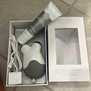 NuFace Mini Toning Device